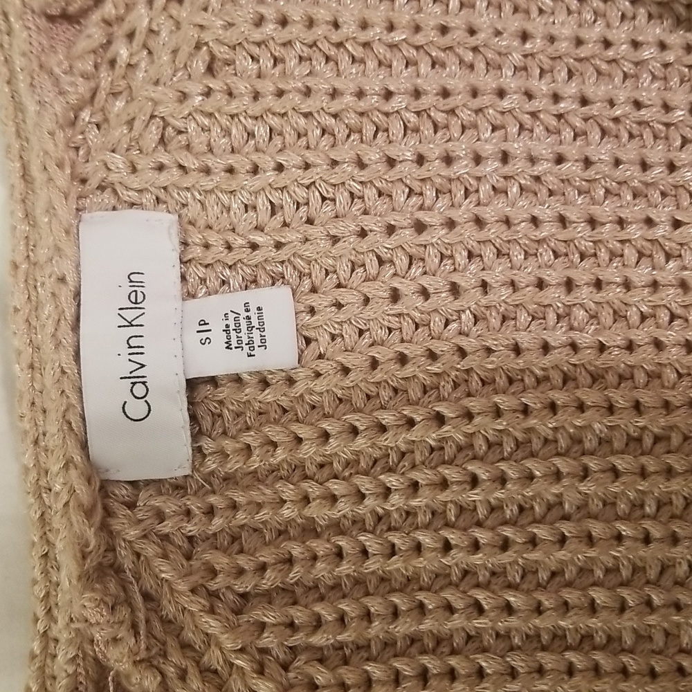 Sweater - Picture 2 of 7